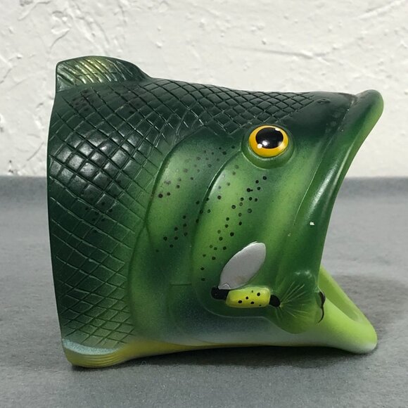 River’s Edge Bass Can Cooler Double-Wall Koozie - Picture 6 of 9